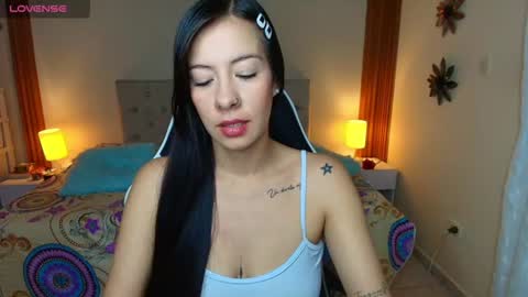 emiily_skinny online show from July 9, 2026, 10:25 pm