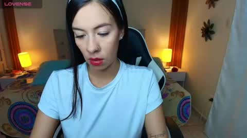 emiily_skinny online show from July 12, 2026, 11:18 pm