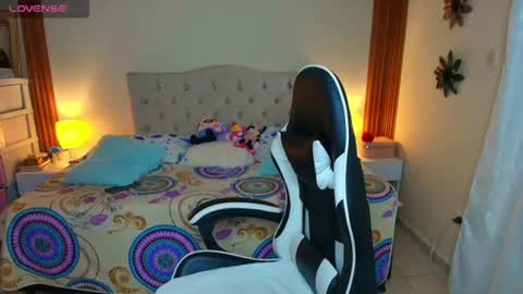 emiily_skinny online show from July 20, 2026, 10:56 pm
