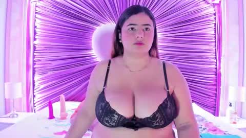 Snapshot of emiilygrace_ chatting on February 26, 2026, 11:53 am Emiily Grace online show from February 26, 2026, 11:53 am