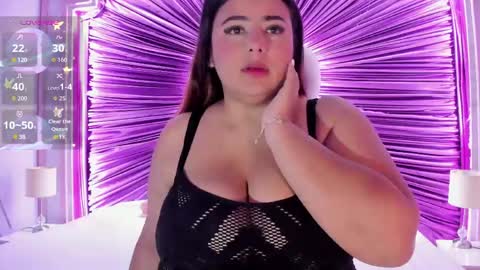 Snapshot of emiilygrace_ chatting on May 2, 2026, 11:37 am Emiily Grace online show from May 2, 2026, 11:37 am