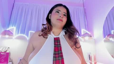 Snapshot of emiilygrace_ chatting on May 28, 2026, 11:29 am Emiily Grace online show from May 28, 2026, 11:29 am