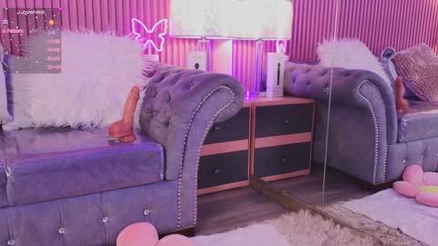 Emily online show from December 7, 2024, 2:57 pm