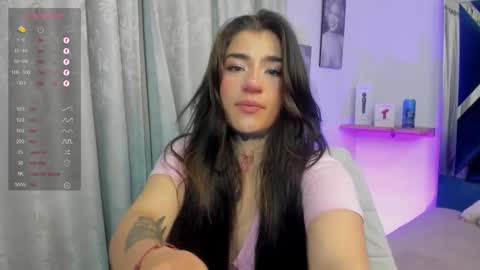 emilayton_ online show from March 5, 2025, 4:34 am