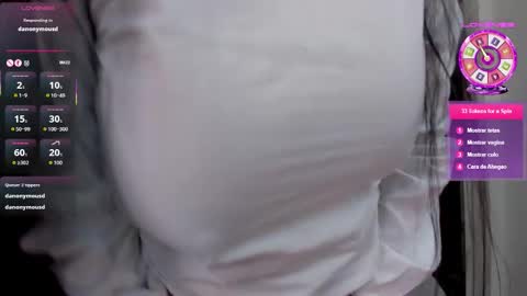 emilayton_ online show from February 12, 2026, 7:09 pm