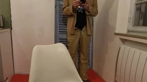 emile013 online show from January 11, 2026, 8:58 pm