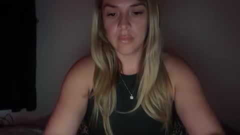 Snapshot of emilelovesyou chatting on May 23, 2026, 1:26 pm emilelovesyou online show from May 23, 2026, 1:26 pm