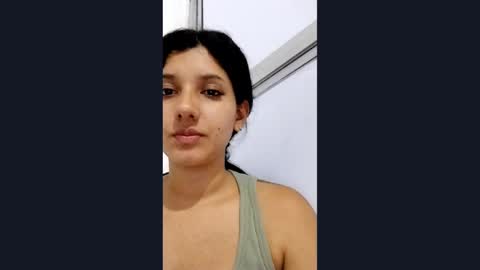 emili riders online show from February 10, 2025, 4:19 am