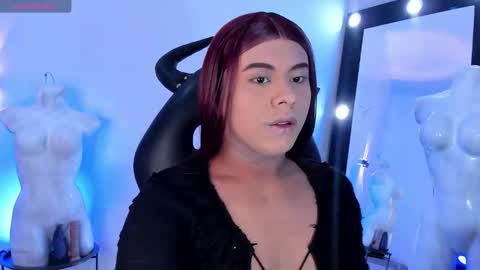 Emili roux online show from March 23, 2026, 10:08 am