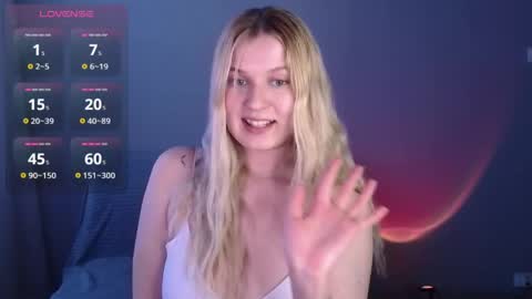 Snapshot of emiliaduchess chatting on May 11, 2026, 10:54 am Amili online show from May 11, 2026, 10:54 am