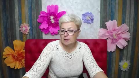 EmiliaGree online show from September 13, 2025, 5:46 pm