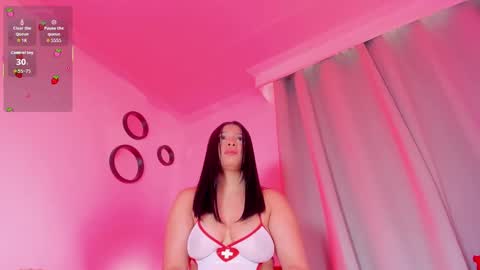 Emilie James online show from September 12, 2025, 8:53 pm