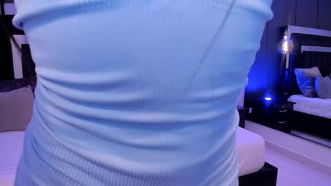 Emillie online show from October 7, 2025, 10:07 pm