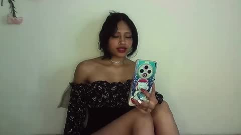 Snapshot of emiliejoy chatting on May 21, 2026, 6:42 am emiliejoy online show from May 21, 2026, 6:42 am