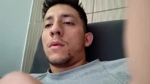 Snapshot of emiliocum_24 chatting on December 3, 2024, 9:23 pm EMILIOCUM online show from December 3, 2024, 9:23 pm