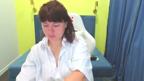 Snapshot of emilly_morgan chatting on July 24, 2026, 1:36 am Emilly online show from July 24, 2026, 1:36 am