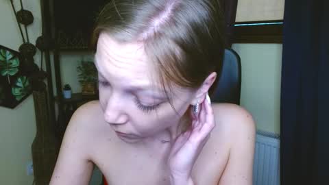 Emilly online show from March 4, 2026, 10:32 am