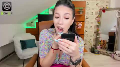 Snapshot of emillytaylor chatting on March 30, 2026, 3:40 am EmillyTaylor online show from March 30, 2026, 3:40 am