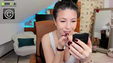 Snapshot of emillytaylor chatting on May 6, 2026, 3:46 am EmillyTaylor online show from May 6, 2026, 3:46 am