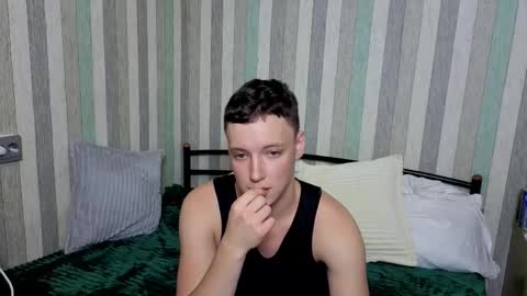 emily0303 online show from September 22, 2025, 4:42 pm