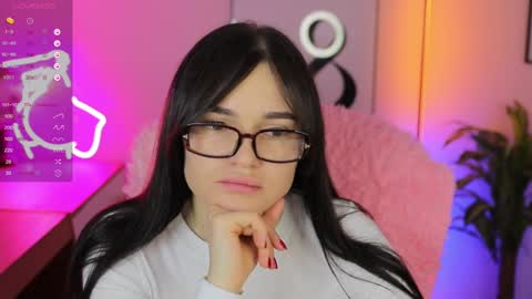 Snapshot of emily___cute chatting on December 18, 2024, 2:06 pm Emily Cute online show from December 18, 2024, 2:06 pm