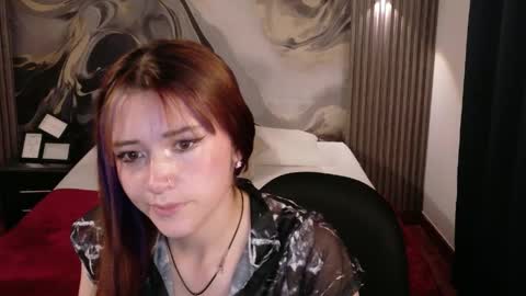 Snapshot of emily_cherry_ chatting on April 28, 2026, 1:49 pm Emily Cherry online show from April 28, 2026, 1:49 pm