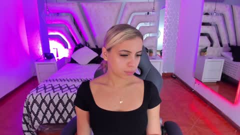 Emily online show from January 28, 2025, 10:34 am