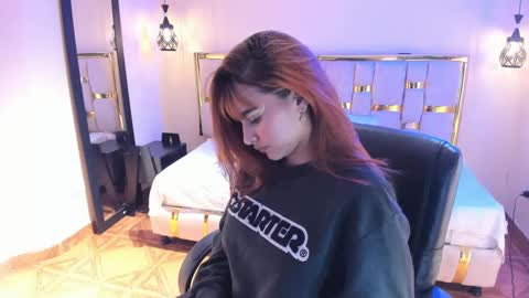 emily fox 3 online show from September 30, 2025, 3:33 am