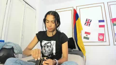Snapshot of emily_gaviria1 chatting on June 14, 2026, 12:29 pm emily_gaviria1 online show from June 14, 2026, 12:29 pm