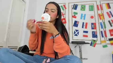Snapshot of emily_gaviria1 chatting on July 2, 2026, 12:11 pm emily_gaviria1 online show from July 2, 2026, 12:11 pm