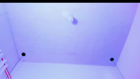 Emi  online show from March 3, 2025, 1:53 pm