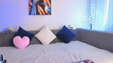 Emily Heels online show from July 6, 2026, 10:45 am