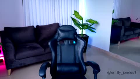 Emily online show from June 22, 2026, 12:24 pm