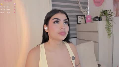 EmilyKenner  Independent model  online show from September 22, 2025, 11:34 am