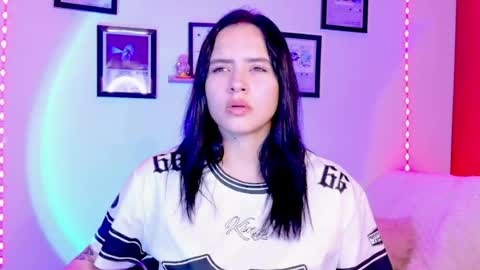 Emily Lindey online show from June 28, 2026, 2:50 am