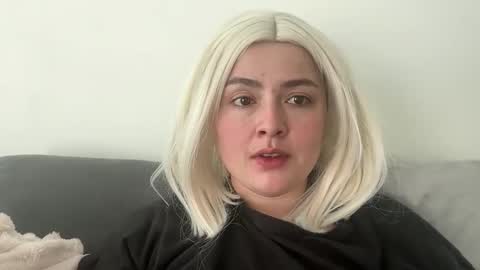 emily_morning_dew online show from March 15, 2026, 7:14 am