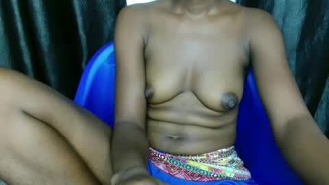 emily_pussy19 online show from May 18, 2026, 6:25 pm
