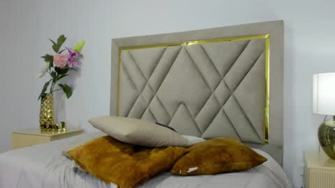 Snapshot of emily_queen7 chatting on February 21, 2025, 2:38 pm Emily online show from February 21, 2025, 2:38 pm