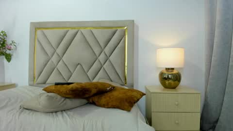 Emily online show from April 16, 2026, 9:39 pm