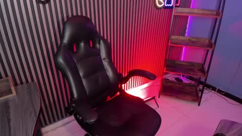 Emily  online show from March 7, 2025, 11:38 pm