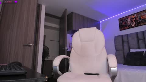 Natalia online show from June 30, 2026, 5:25 pm