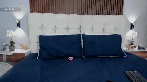 Snapshot of emily_rose1_ chatting on July 2, 2026, 12:44 pm Emily rose1 online show from July 2, 2026, 12:44 pm