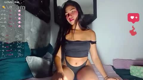 emily_rosse9 online show from January 23, 2025, 2:55 am