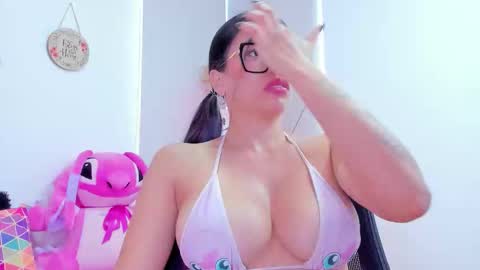 Emily online show from February 10, 2026, 2:43 pm