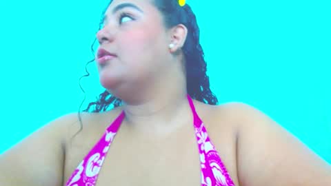 Snapshot of emily_sweet_23 chatting on January 19, 2025, 5:39 pm Liss online show from January 19, 2025, 5:39 pm