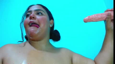 Snapshot of emily_sweet_23 chatting on February 24, 2025, 12:59 pm Liss online show from February 24, 2025, 12:59 pm