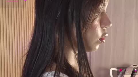 Snapshot of emily_sweett12 chatting on March 18, 2026, 12:19 pm Emily online show from March 18, 2026, 12:19 pm