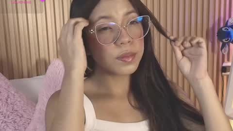 Snapshot of emily_sweett12 chatting on March 25, 2026, 12:22 pm Emily online show from March 25, 2026, 12:22 pm