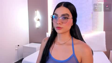 emily_tolson online show from December 22, 2025, 7:11 pm