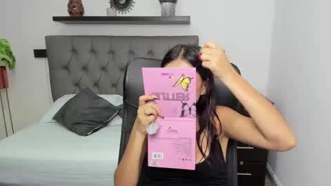 Emi online show from January 6, 2025, 12:57 pm